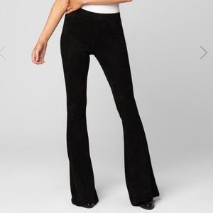 BLANK NYC PULL ON FLARE JEANS IN BLACK WASH